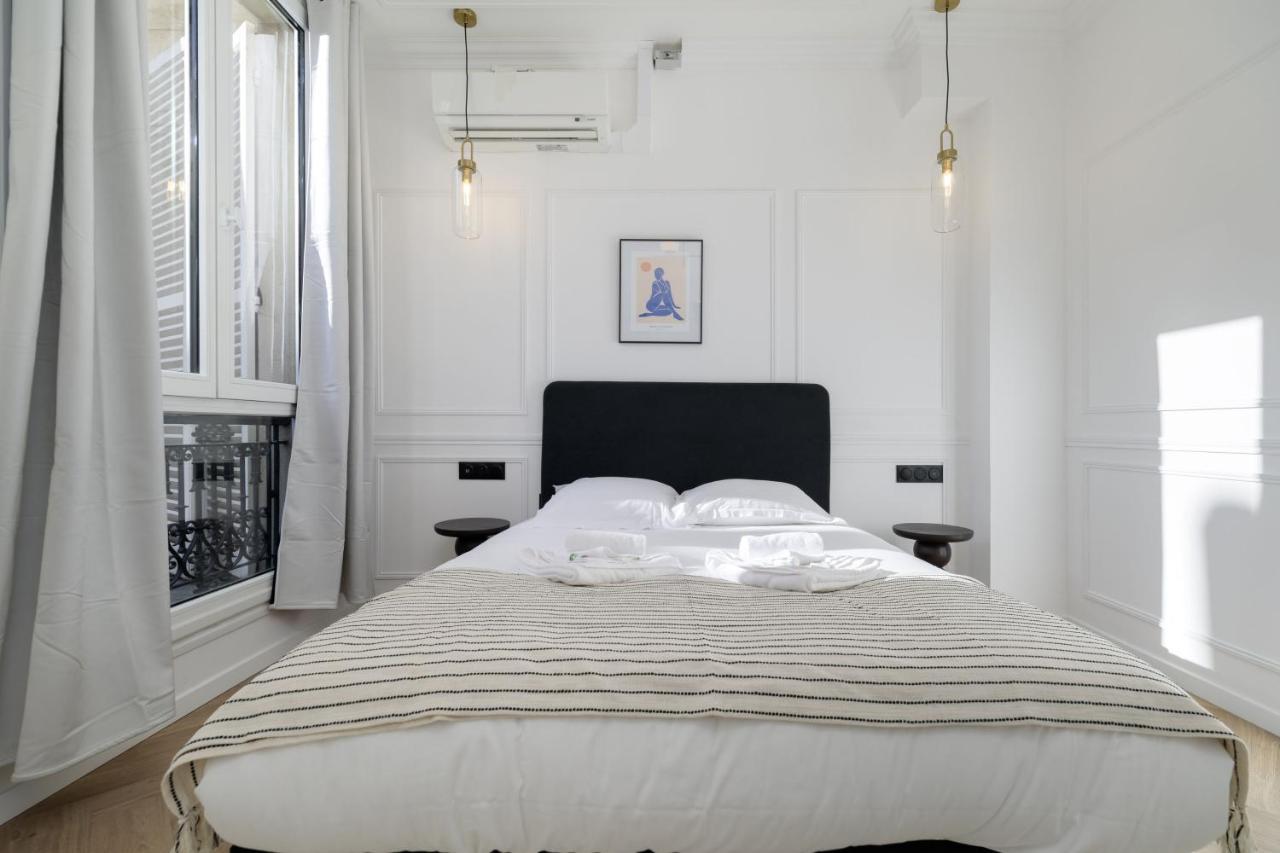 Poetic Stay - Champs Elysees ปารีส ภายนอก รูปภาพ